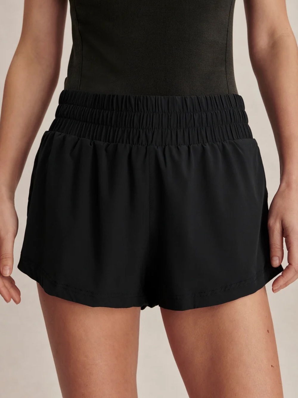 Varley Kallin Running Short 1.5” Black Athletic Shorts Size Medium